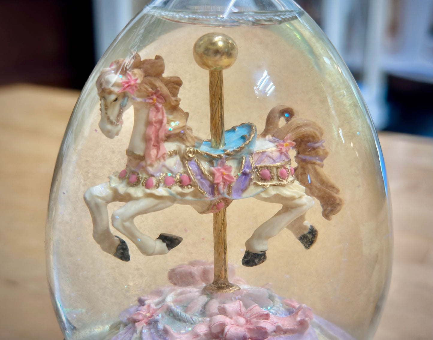 Antique Carrousel Snow globe