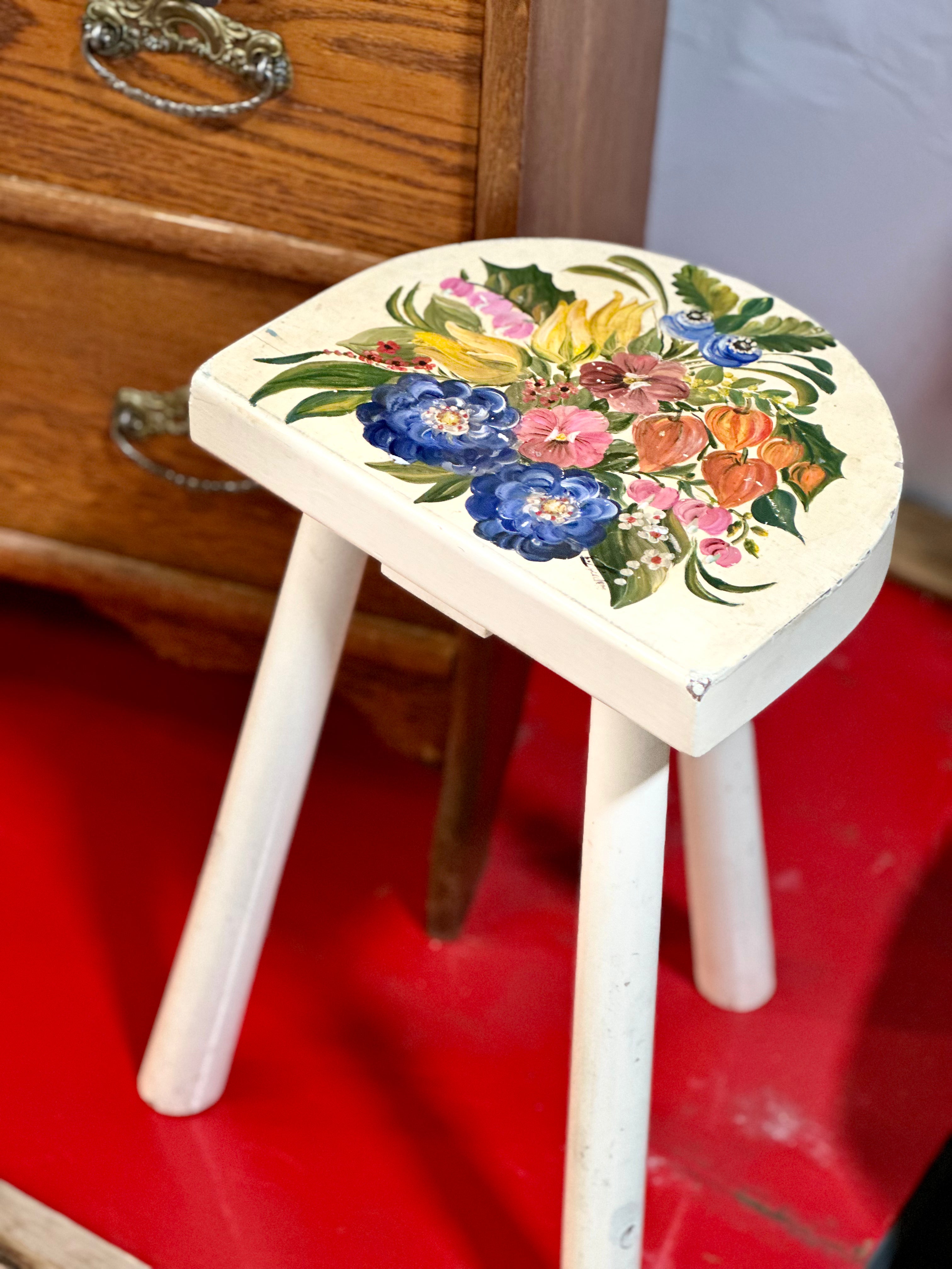 Decorative Handmade Floral Design Wooden Stool Terra Americana decorative-handmade-floral-design-wooden-stool-terra-americana