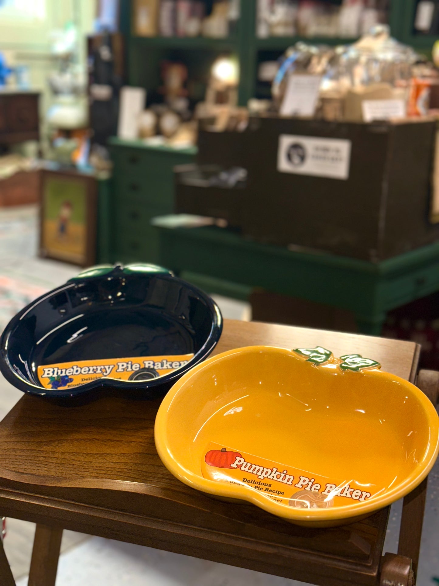 Blueberry and Pumpkin Pie Ceramic Plates with a Recipes