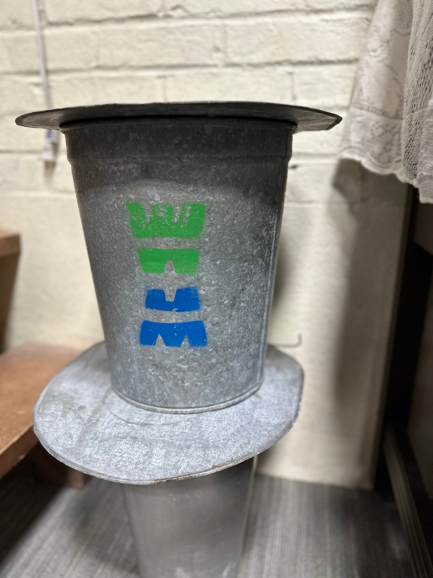 Metal Sap Bucket