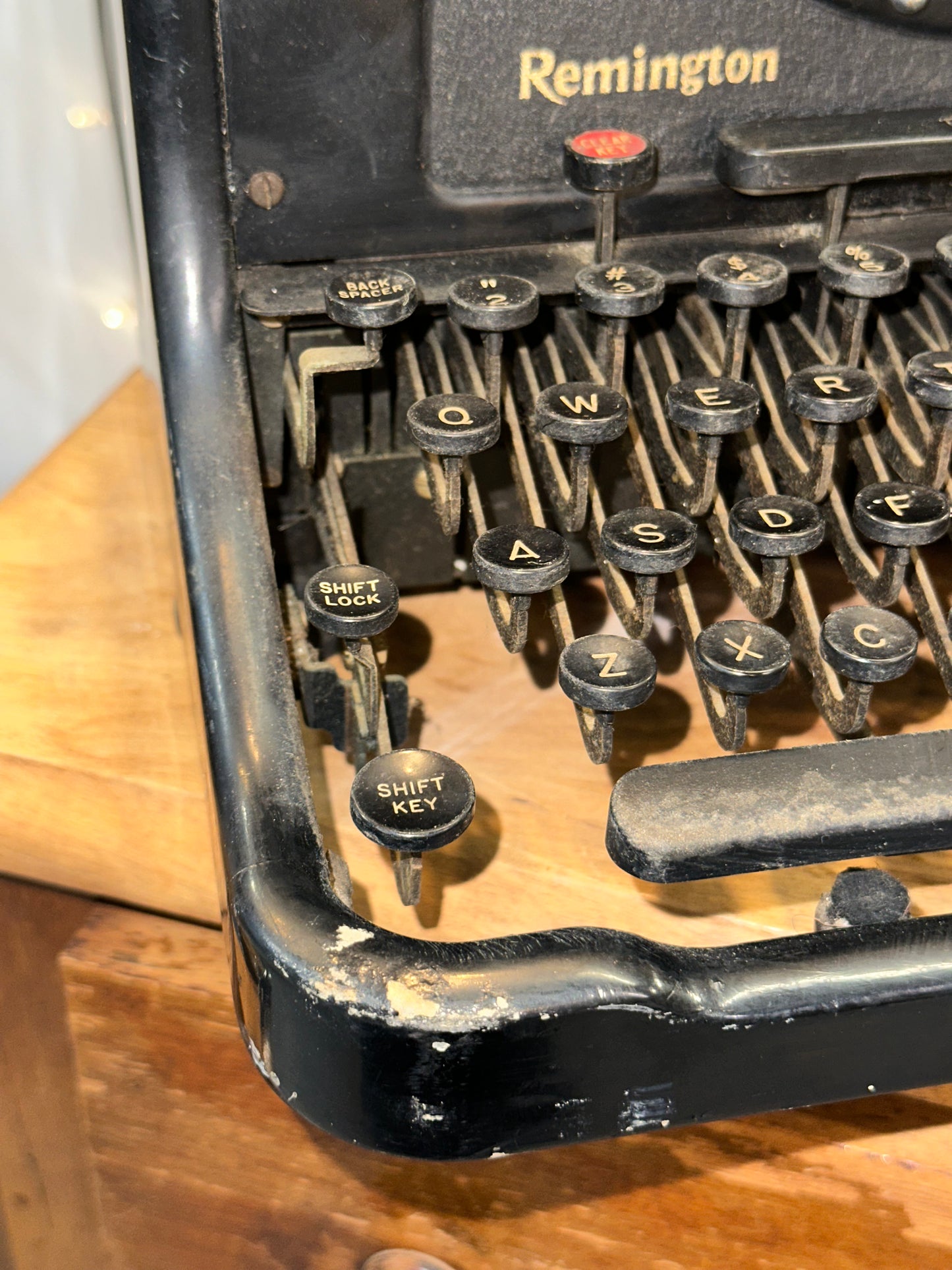 Historic Remington Noiseless typewriter with original keyboard