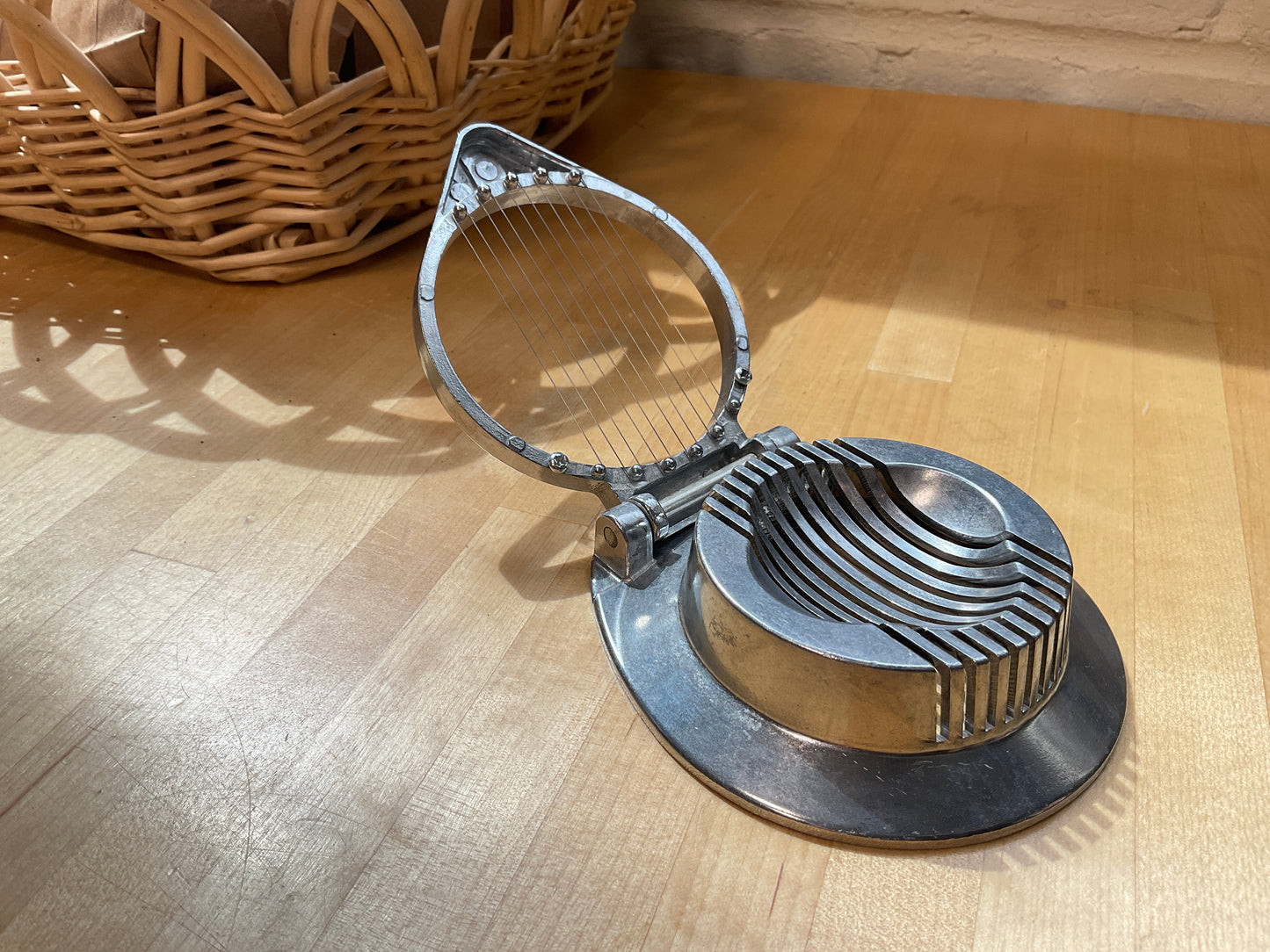 Multipurpose Stainless Steel Wire Egg Slicer
