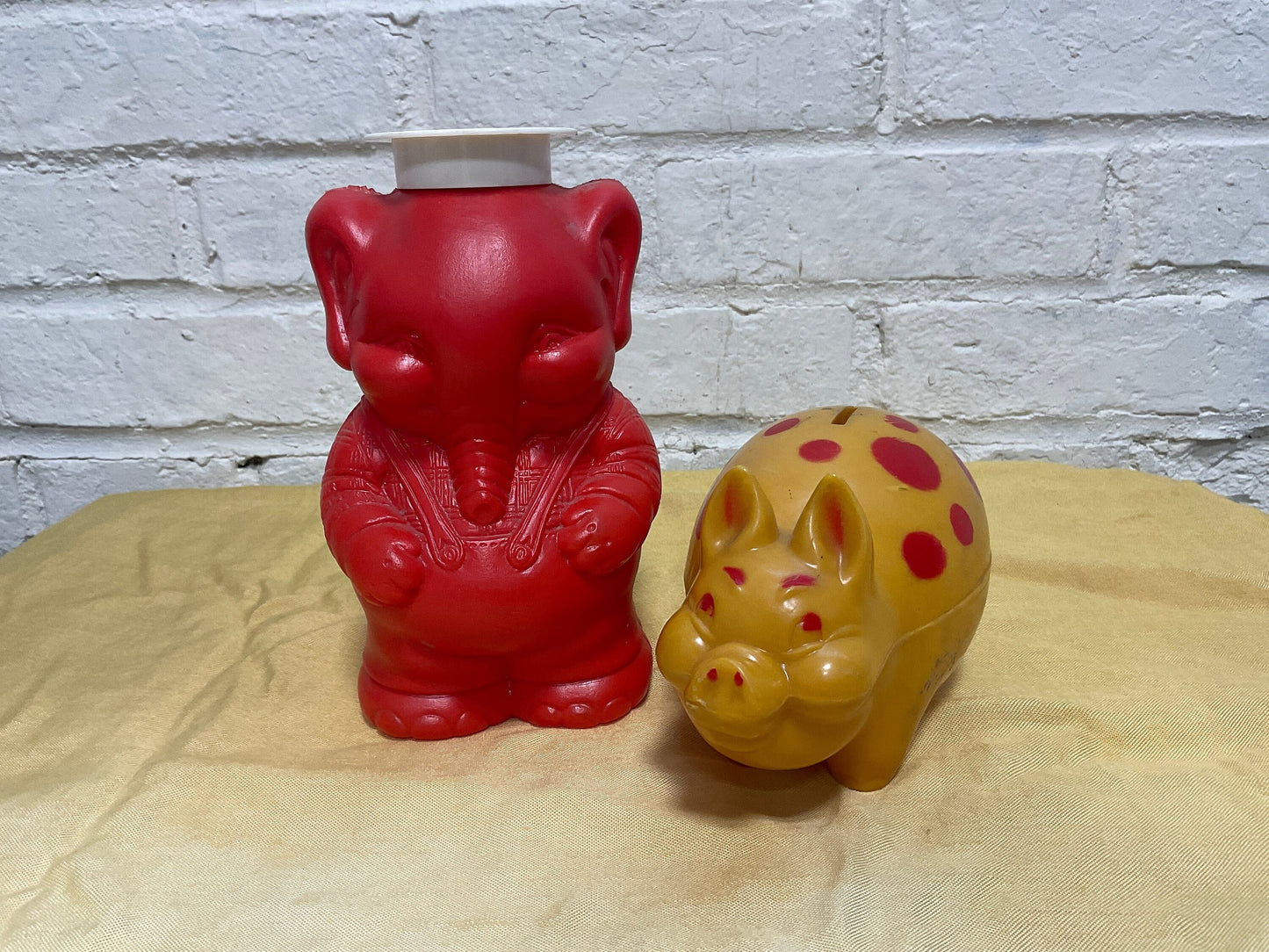Vintage Collectable Banks