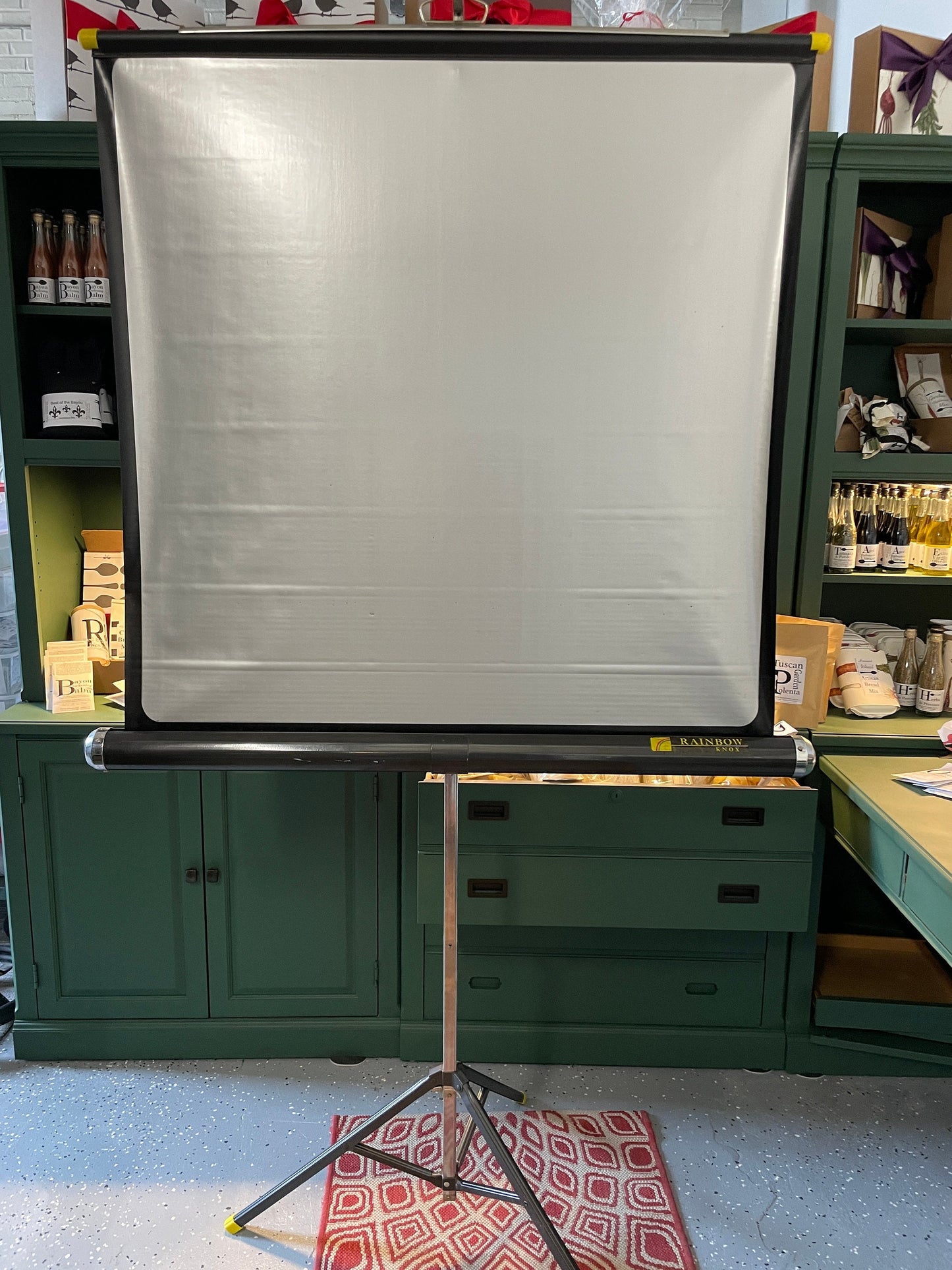 Vintage Rainbow Knox Projector Screen