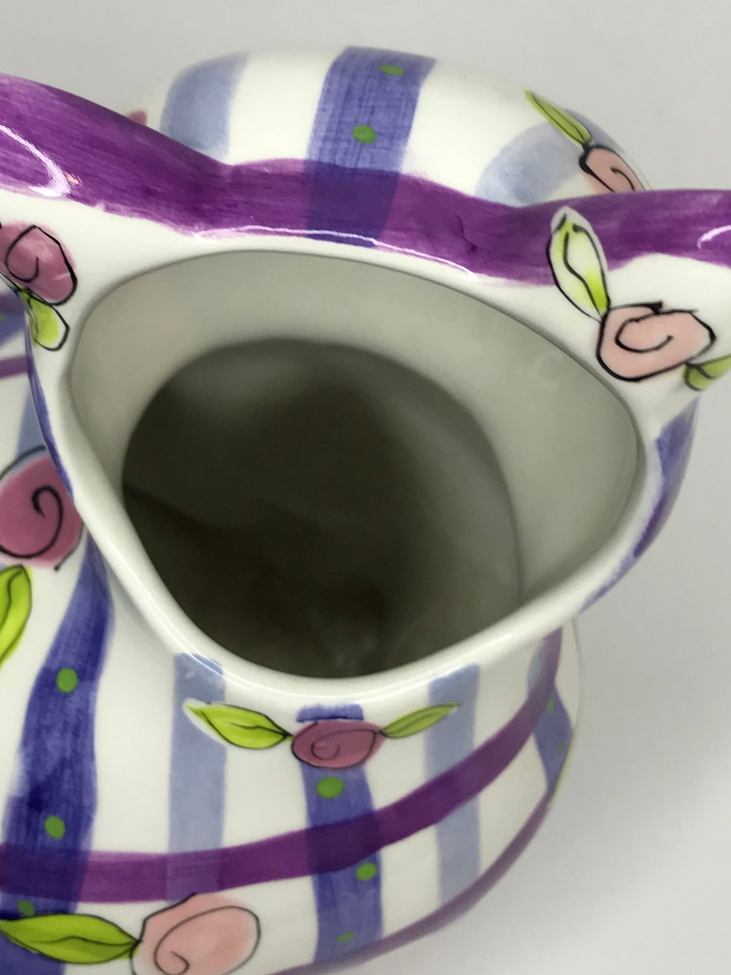 Bella Casa by Ganz ceramic cat vase