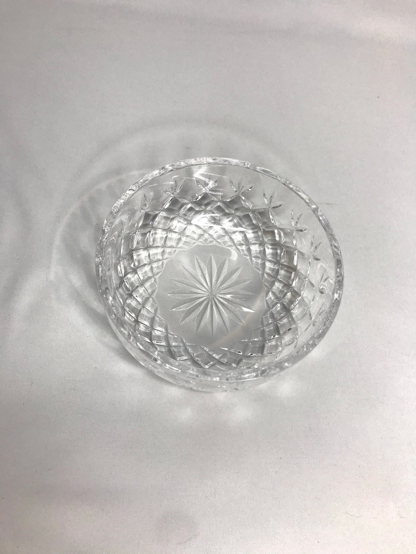Vintage cut crystal glass decorative bowl 6"d