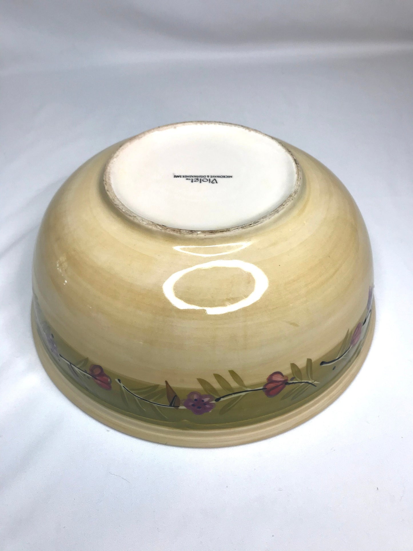 Decorative floral centerpiece past/bread/fruit/serving bowl