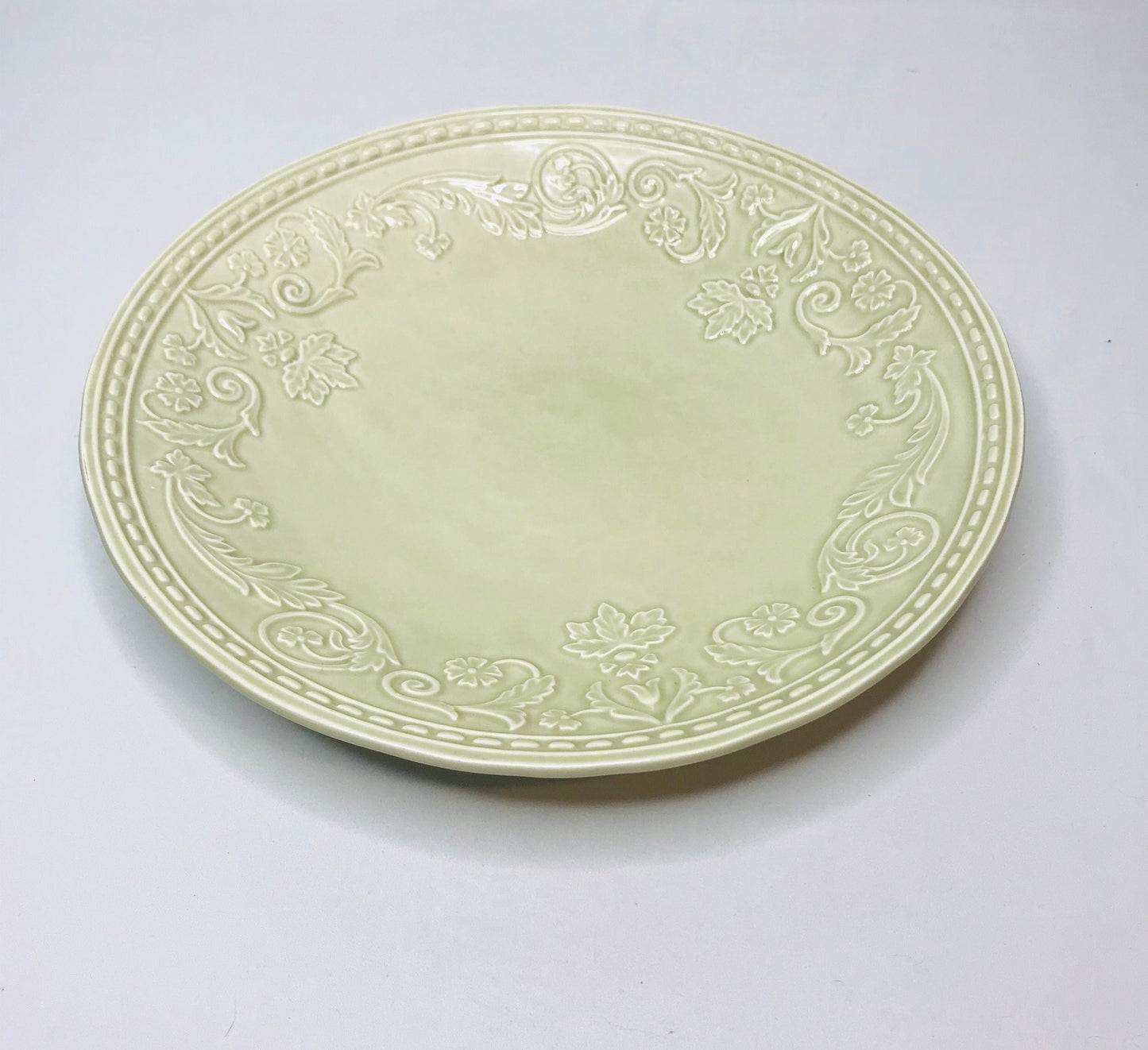 Destino’s, s. a. large beige leaf/floral scroll design serving bowl made in Portugal