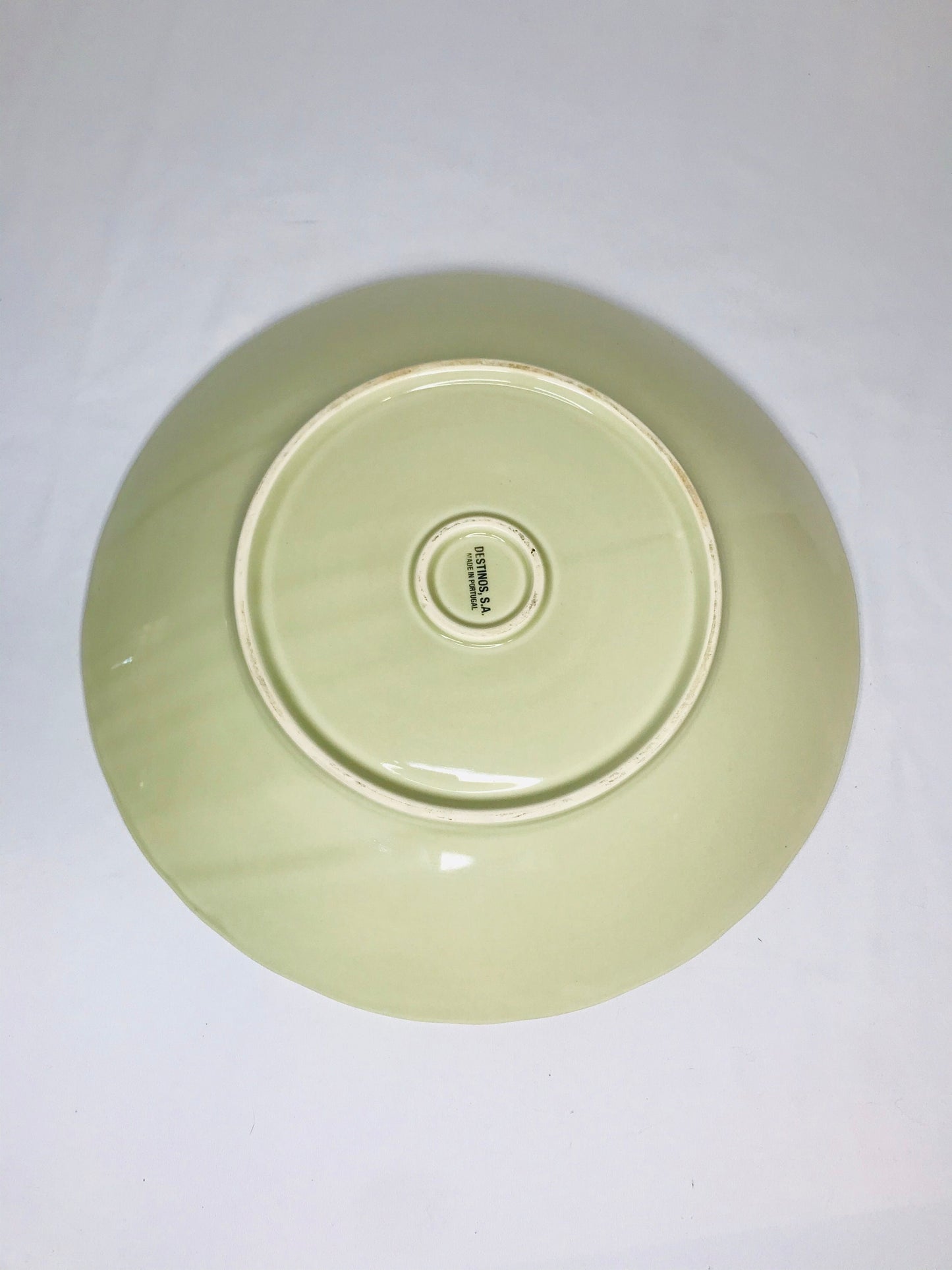 Destino’s, s. a. large beige leaf/floral scroll design serving bowl made in Portugal