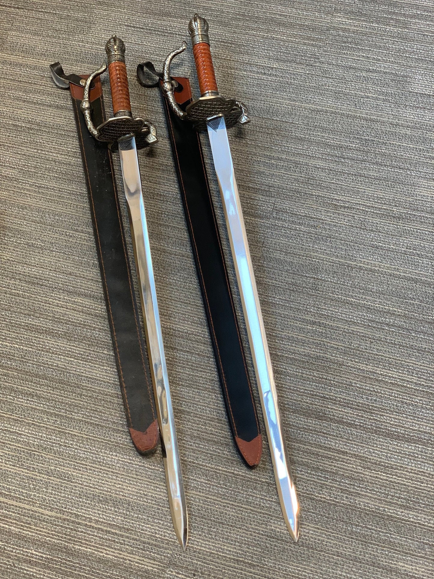 Pirate mid evil swords