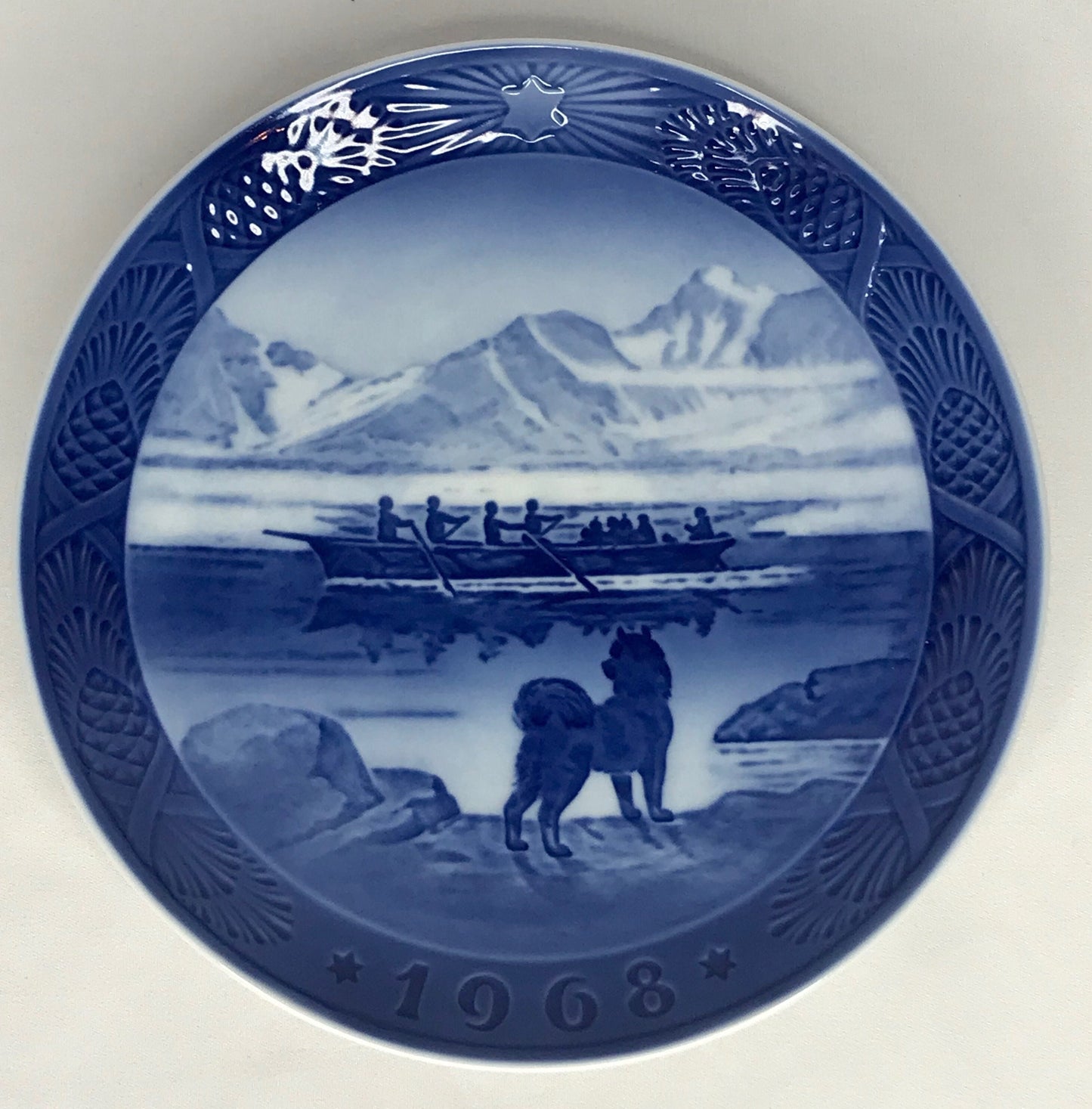 Royal copenhagen denmark kia lange the last umiak plate