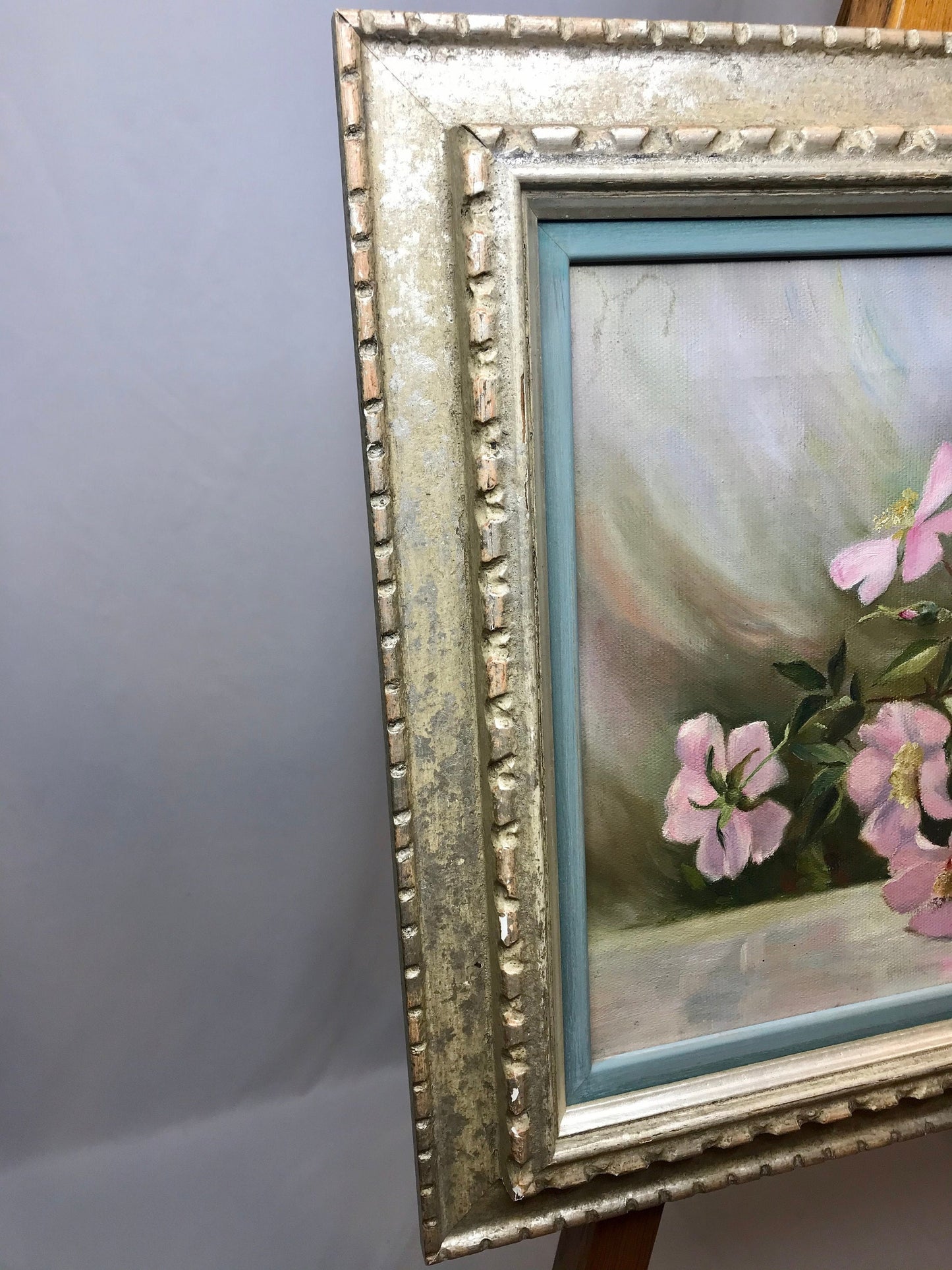 Beautiful pink floral framed canvas picture/wall decor (t)