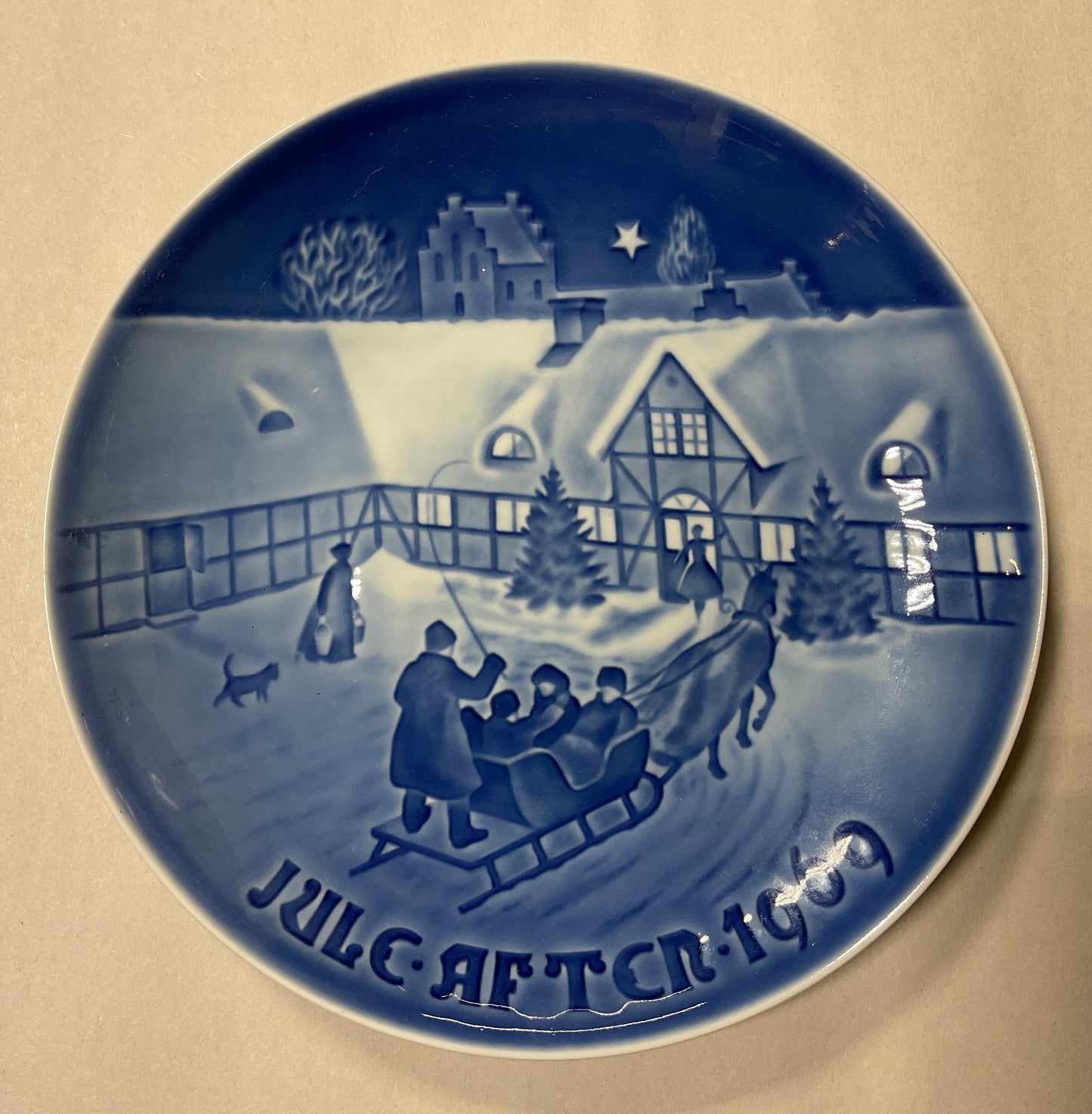 Vintage B&G Copenhagen porcelain Jule After plates