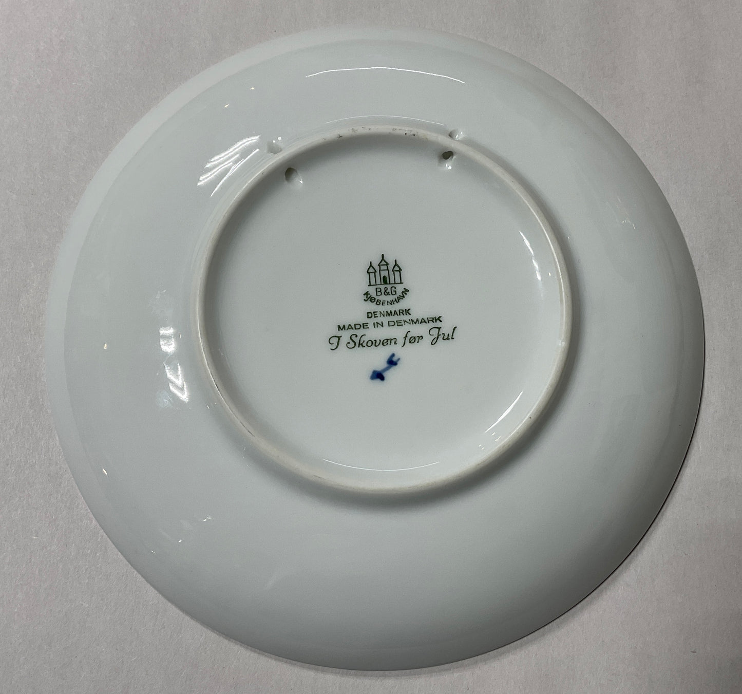 Vintage B&G Copenhagen porcelain Jule After plates
