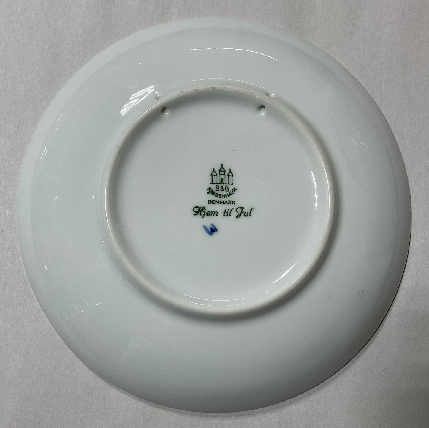 Vintage B&G Copenhagen porcelain Jule After plates