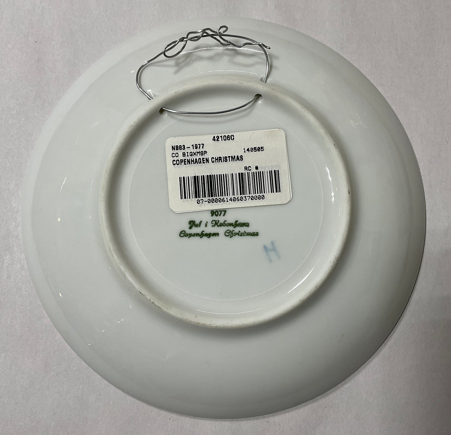 Vintage B&G Copenhagen porcelain Jule After plates