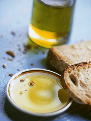 Tips for Entertaining with Bread Dipping Oil