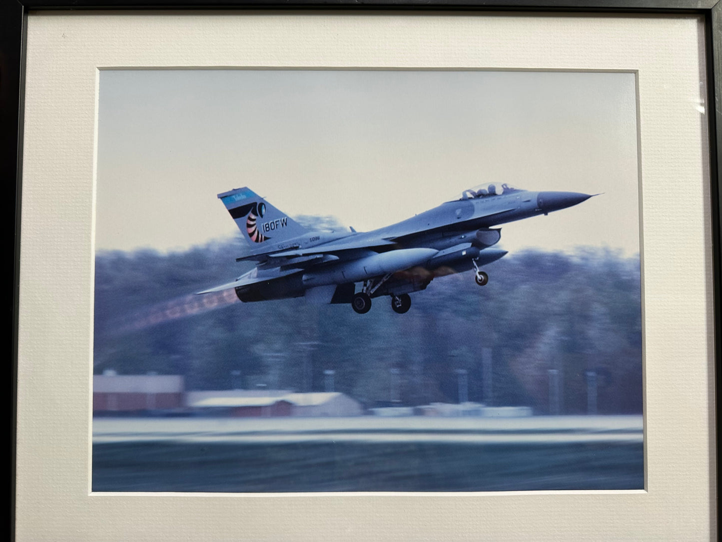 Jets (Military + Commercial) Photos