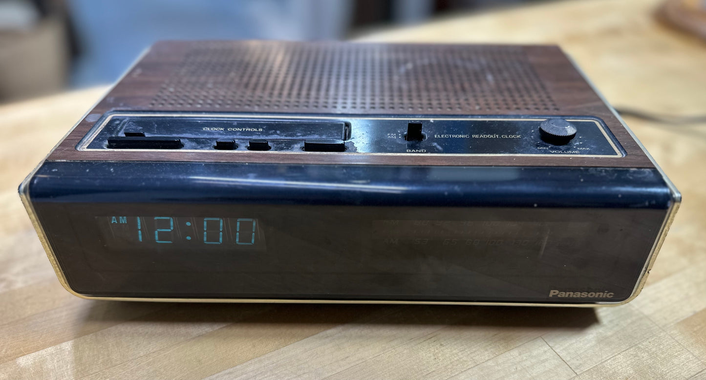 Vintage Panasonic Alarm Clock Radio