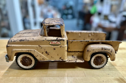Side view of 1959 Tonka Toys Pickup Truck collectible toy truck