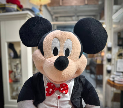 Valentine's Day Mickey Mouse plush toy
