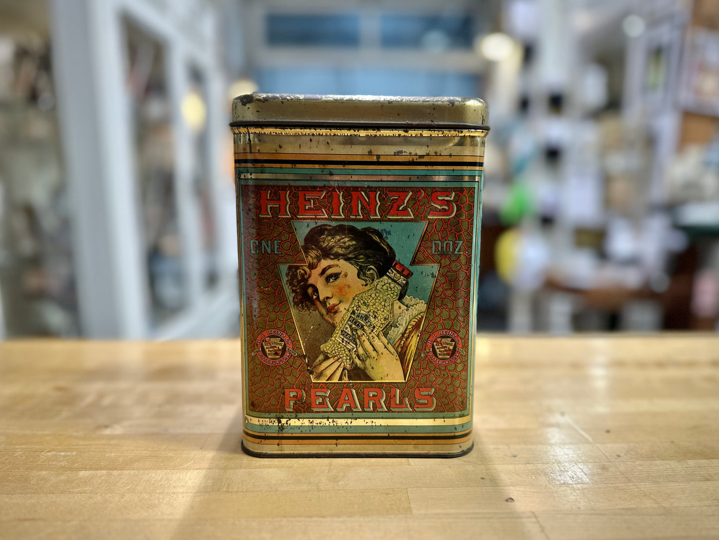 1960’s vintage Heinz Pearls tin with classic branding