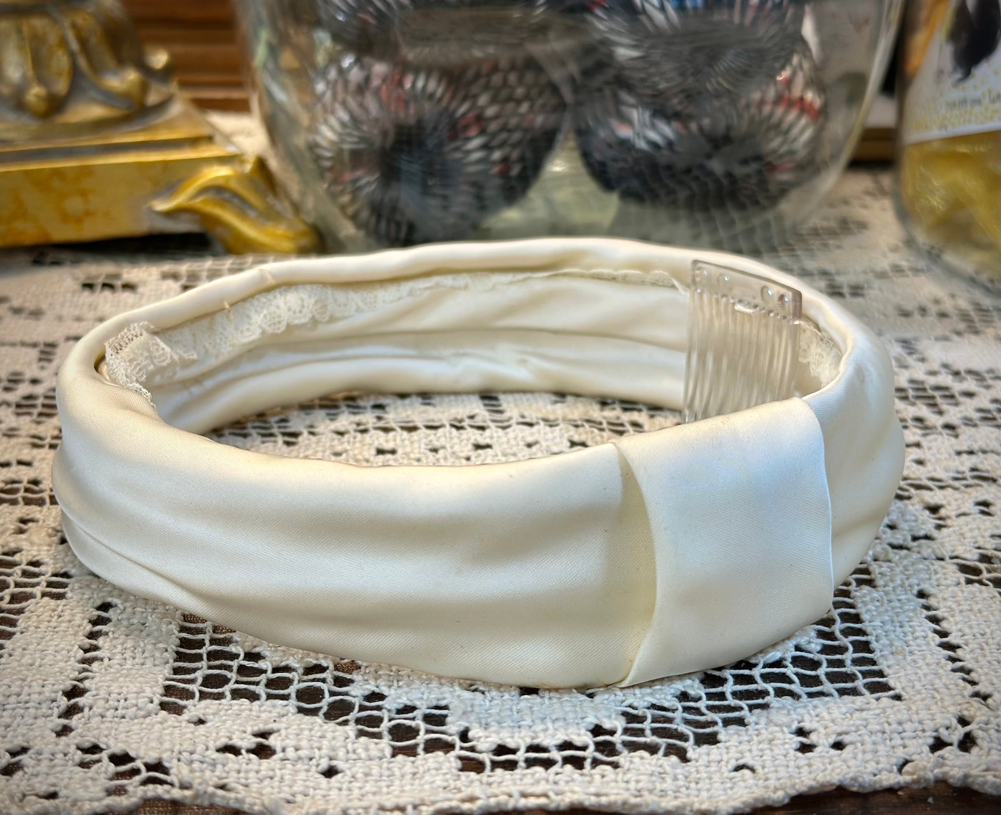Vintage Satin Pillbox Headband inspired by 1950s pillbox headband