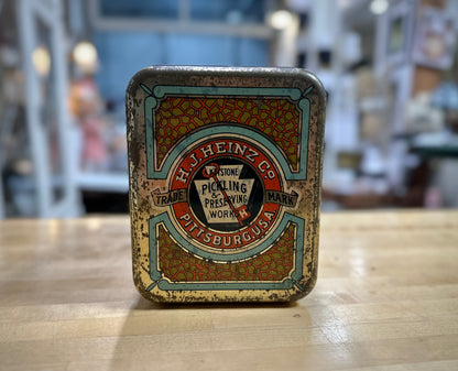Top view of 1960’s vintage Heinz Pearls tin with classic branding