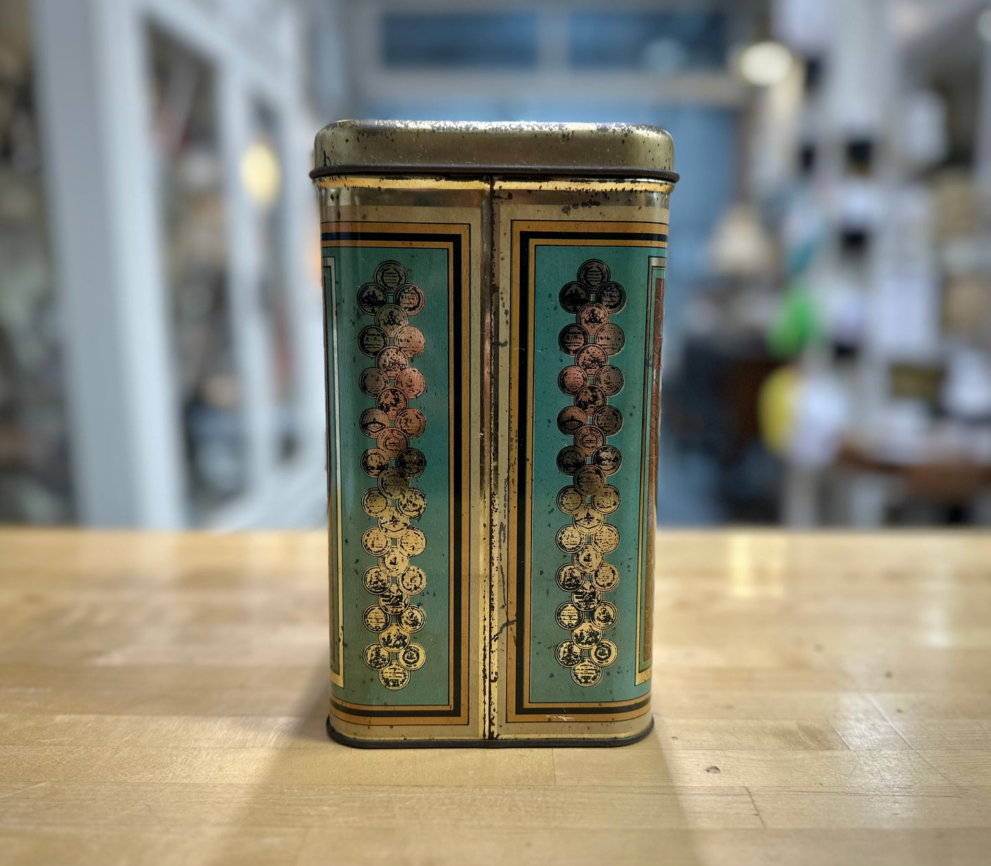 Side view of 1960’s vintage Heinz Pearls tin with classic branding