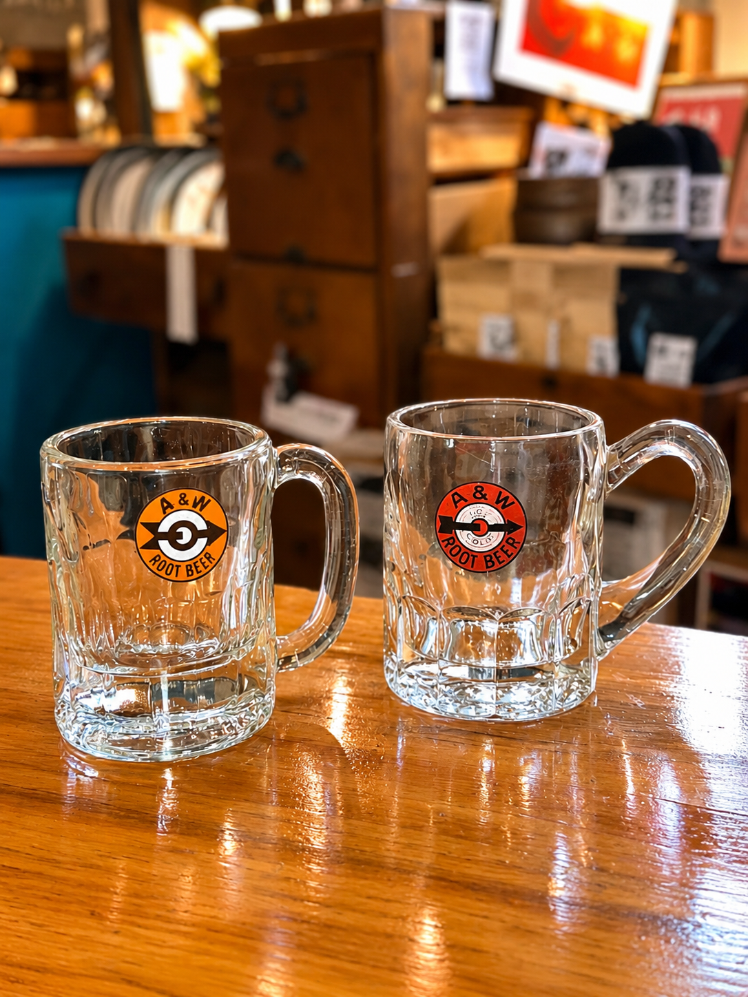Pair of vintage A&W Root Beer collectible glass mugs