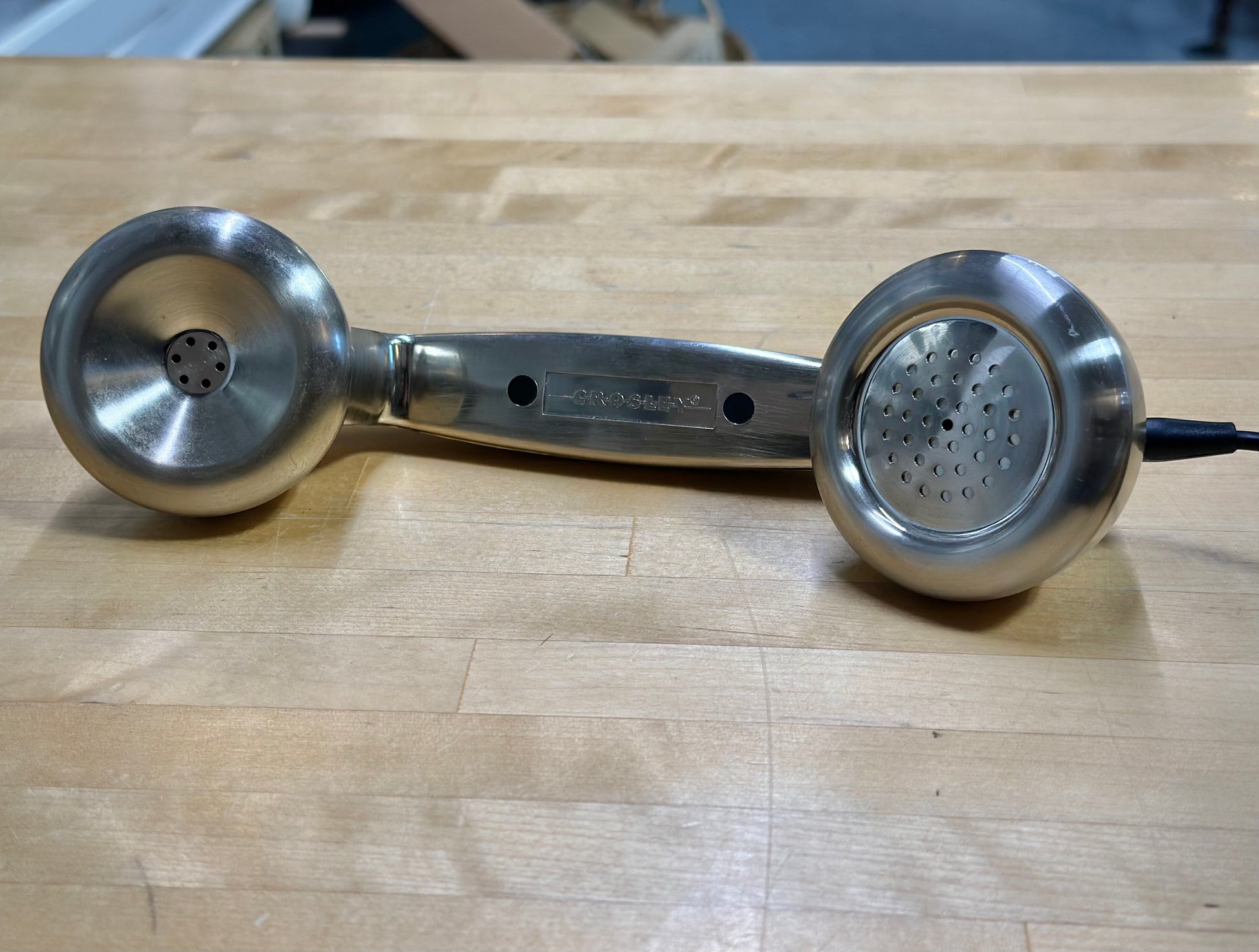 Vintage-style phone with chrome finish
