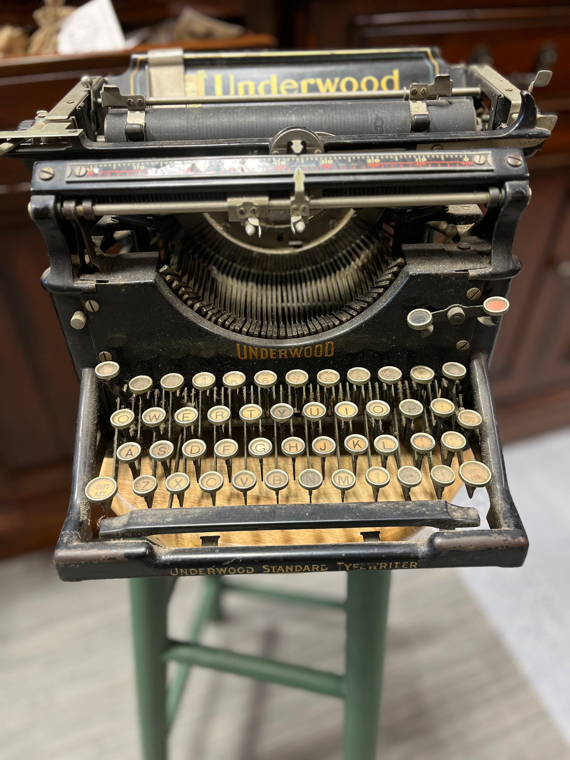 Antique underwood standard typewriter outlet