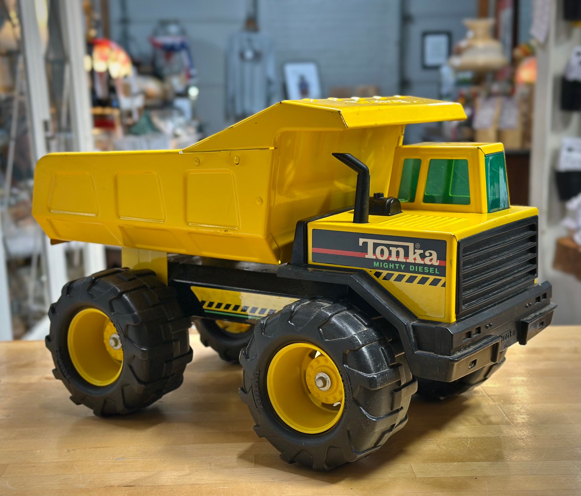 Vintage 90s Tonka Mighty Diesel Dump Truck toy