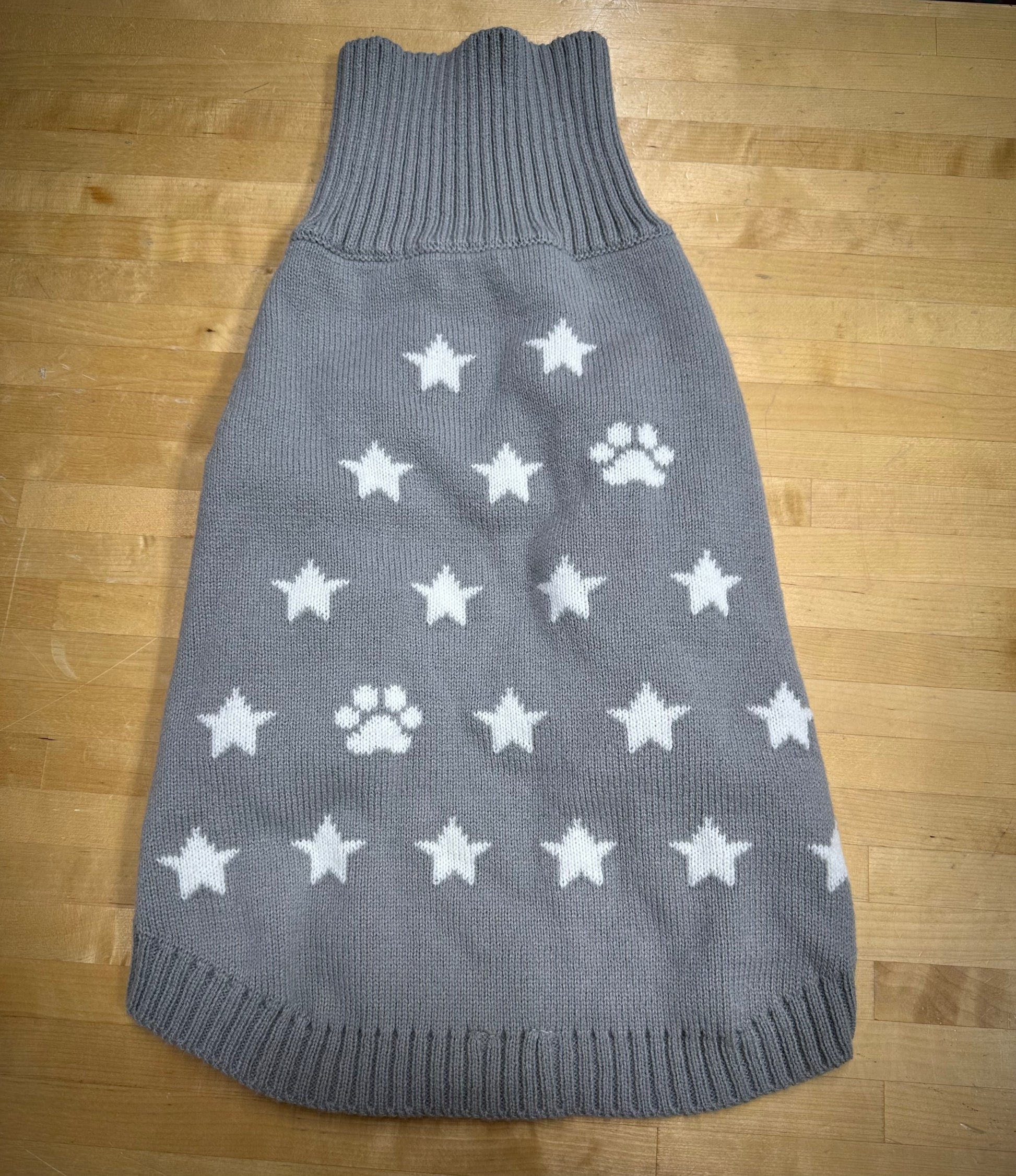 Medium size pet clothing