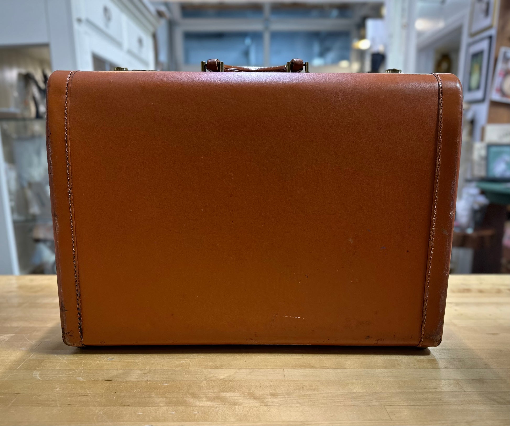 Mid-20th Century Samsonite Streamlite Suitcase