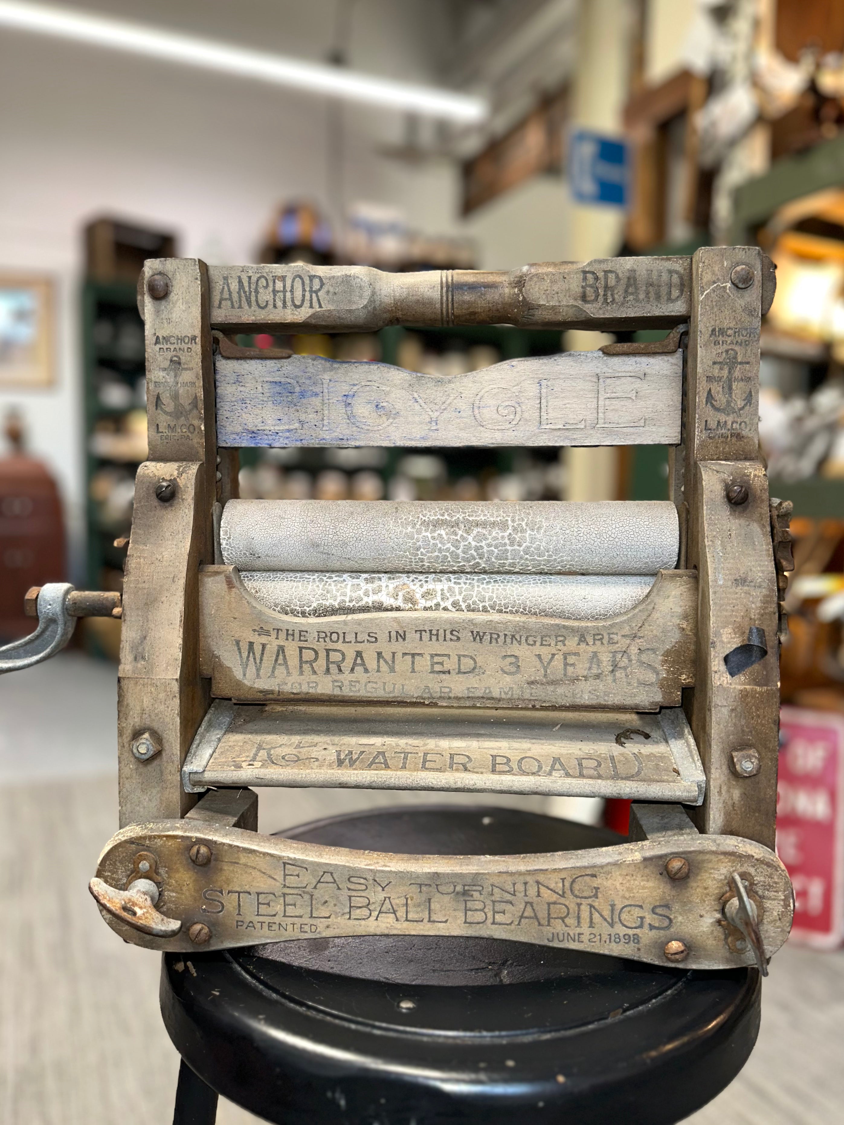 Rustic Clothes Wringer - Anchor Brand – Terra Americana