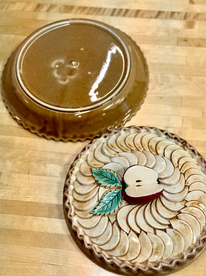 Decorative Apple Pie Ceramic Dish Two Piece Set