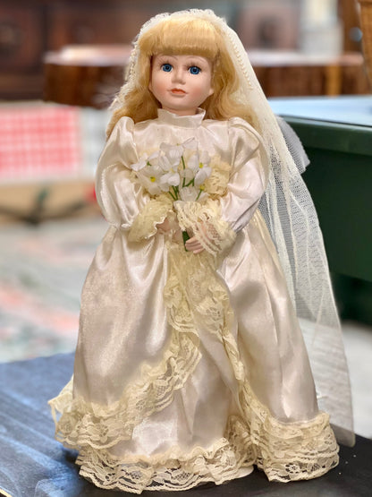 porcelain doll in wedding dress cute Vintage 18" porcelain bride doll with dress, train and veil