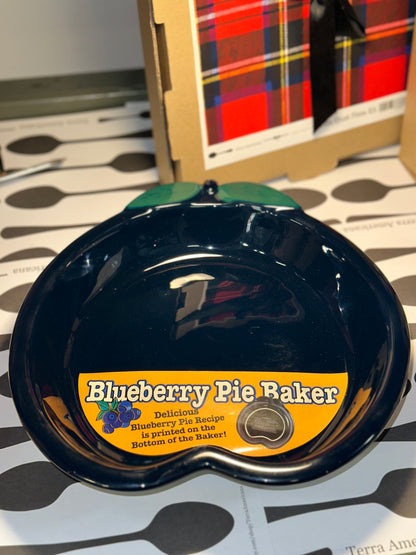 Blueberry and Pumpkin Pie Ceramic Plates with a Recipes