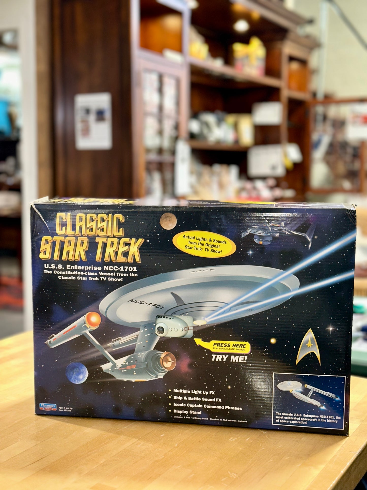 Classic Star Trek U.S.S. Enterprise NCC-1701 Action Figure Collection With Sounds And Lights