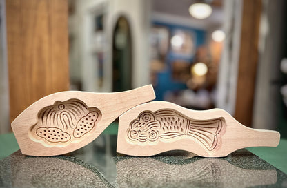 Handcrafted Wooden Cookie Press: A Taste of Tradition