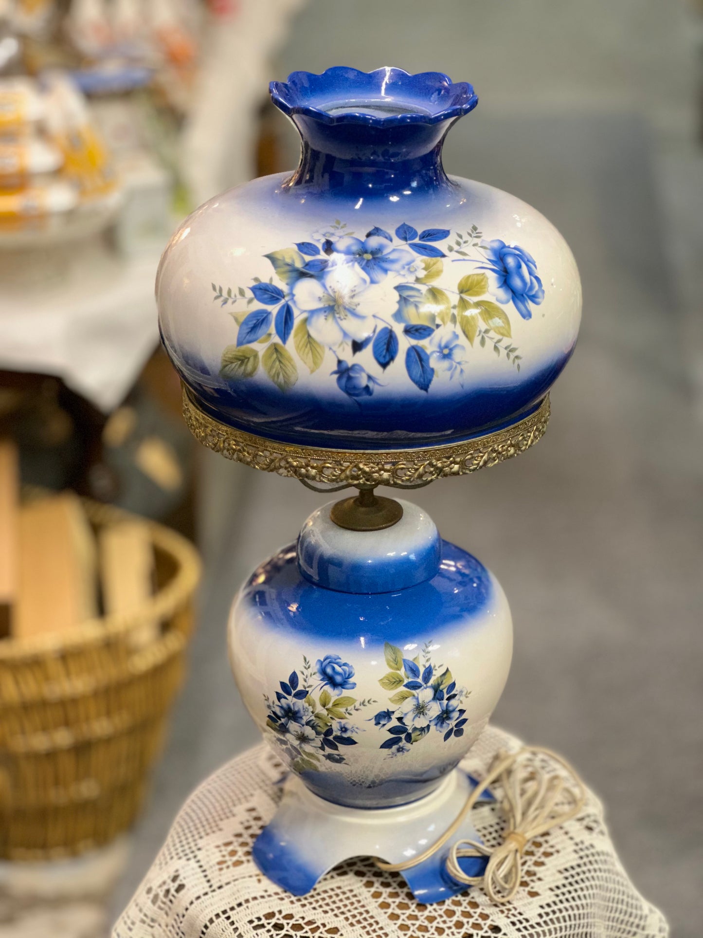 Vintage Blue & White Floral Hurricane Table Lamp