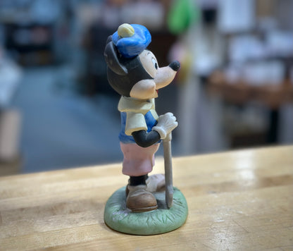 Ceramic Golfer Mickey - Embrace Vintage Charm
