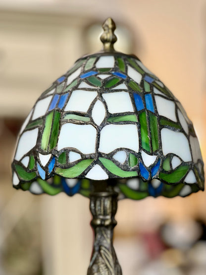 Vintage Tiffany-Style Stained Glass Accent Lamp