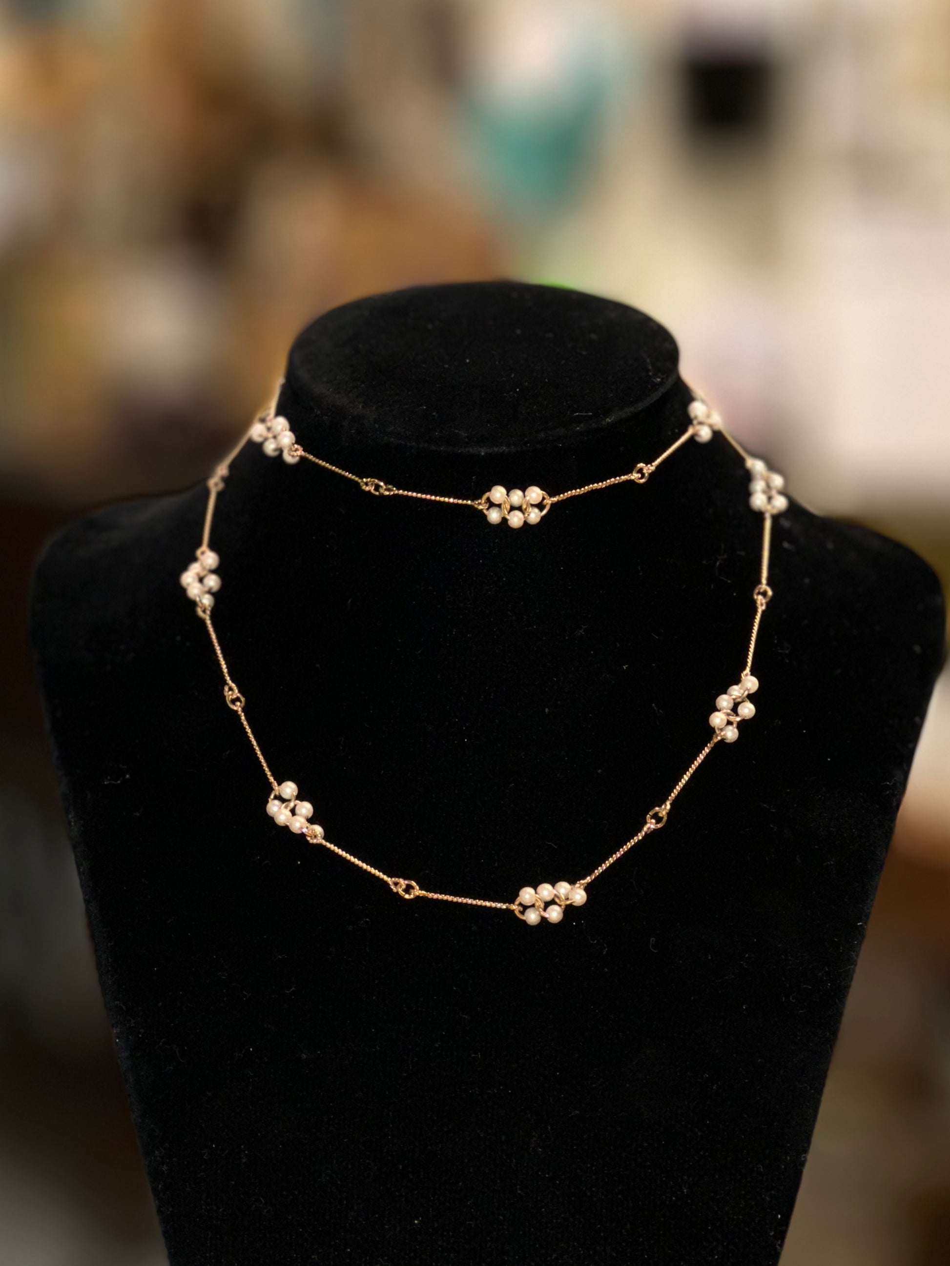 Elegant pearl necklace assortment