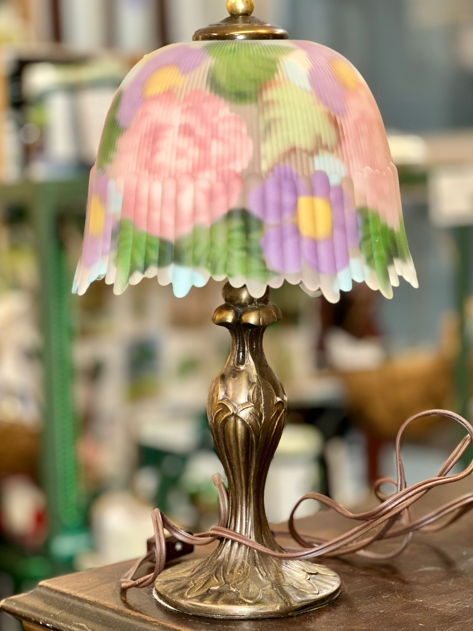 vintage bedside lamp floral glass shade decorative lighting