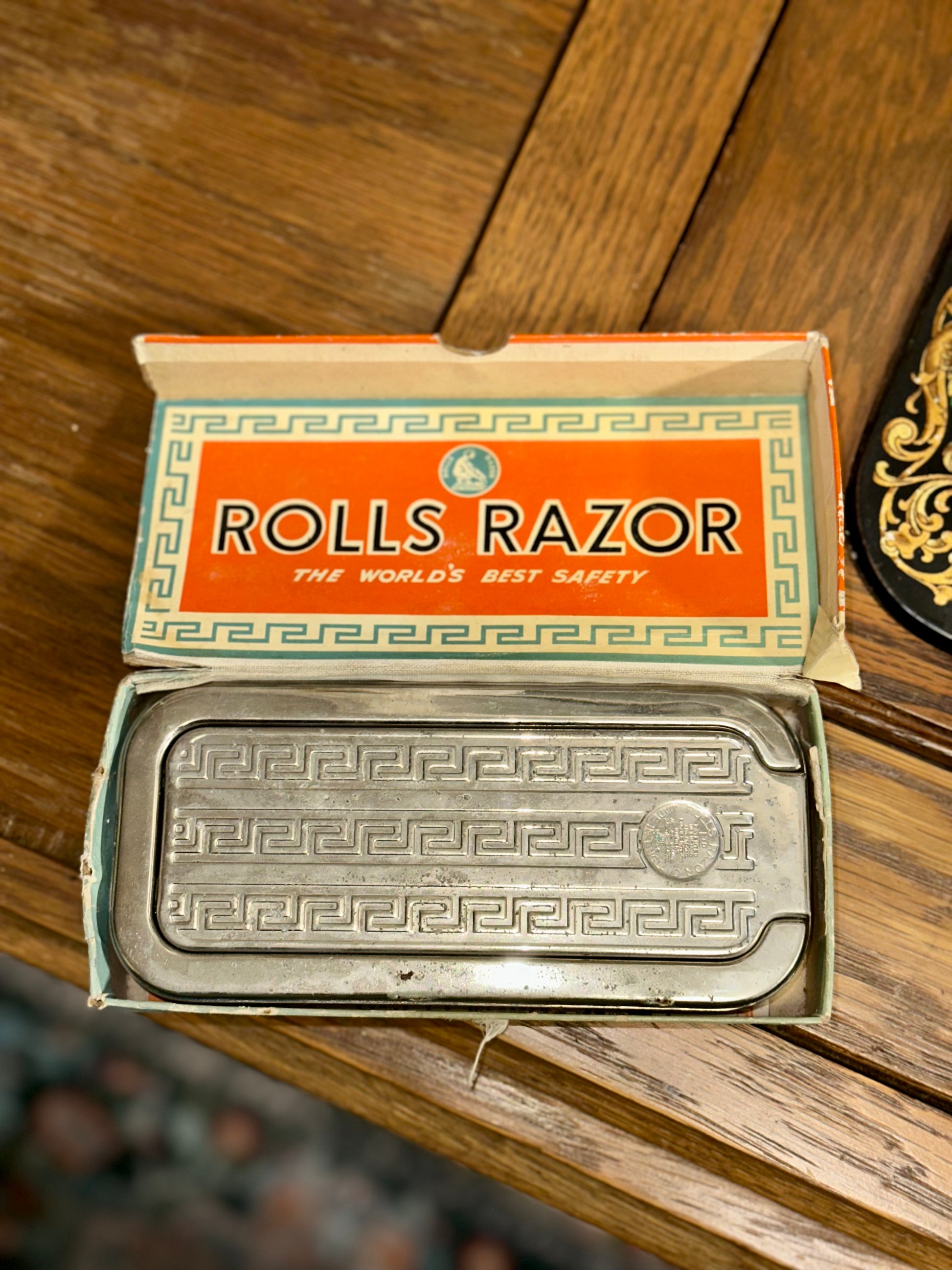 rolls razor imperial no 2 metal case vintage shaving kit england
