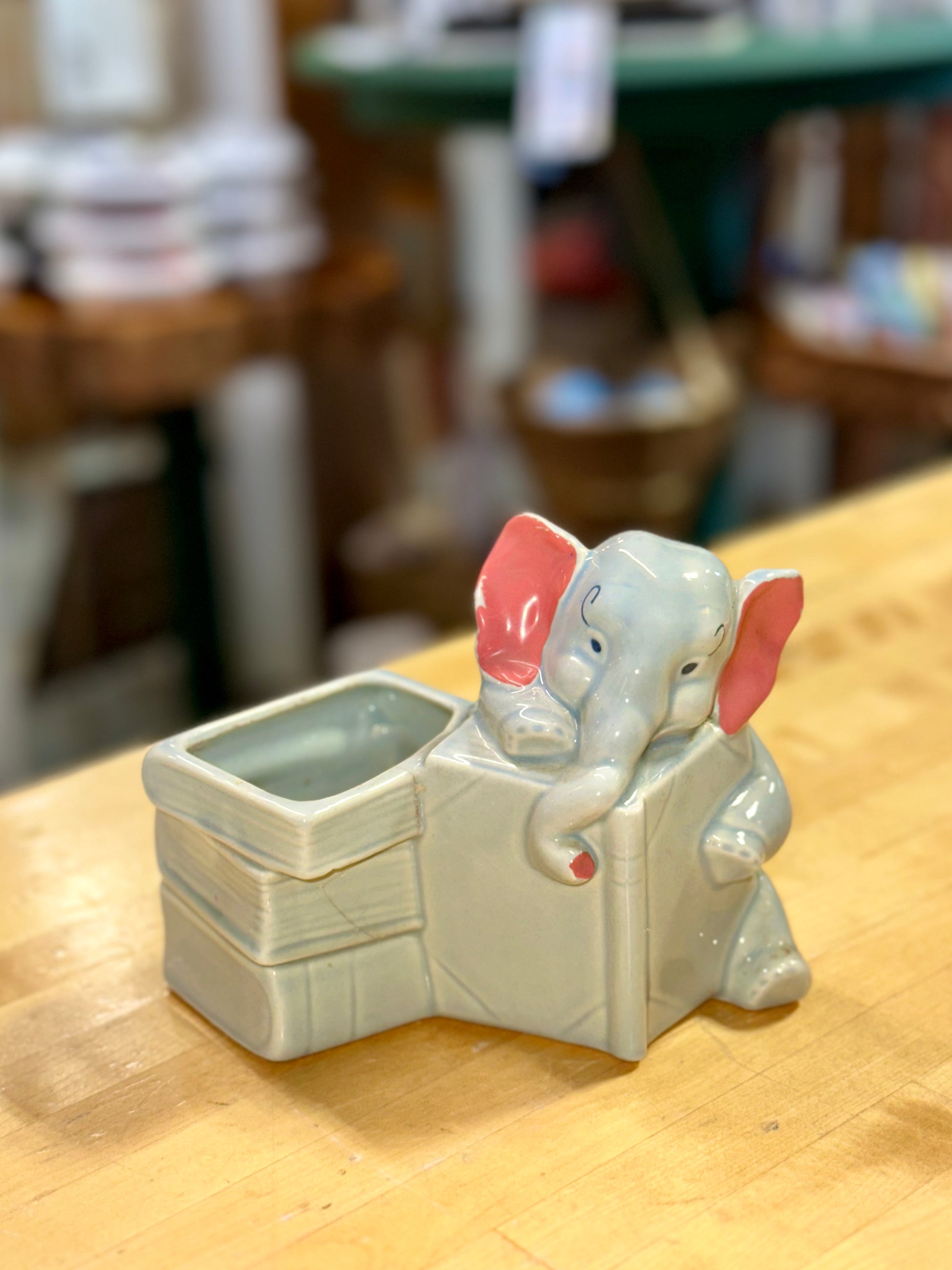 Ceramic grey elephant planter 