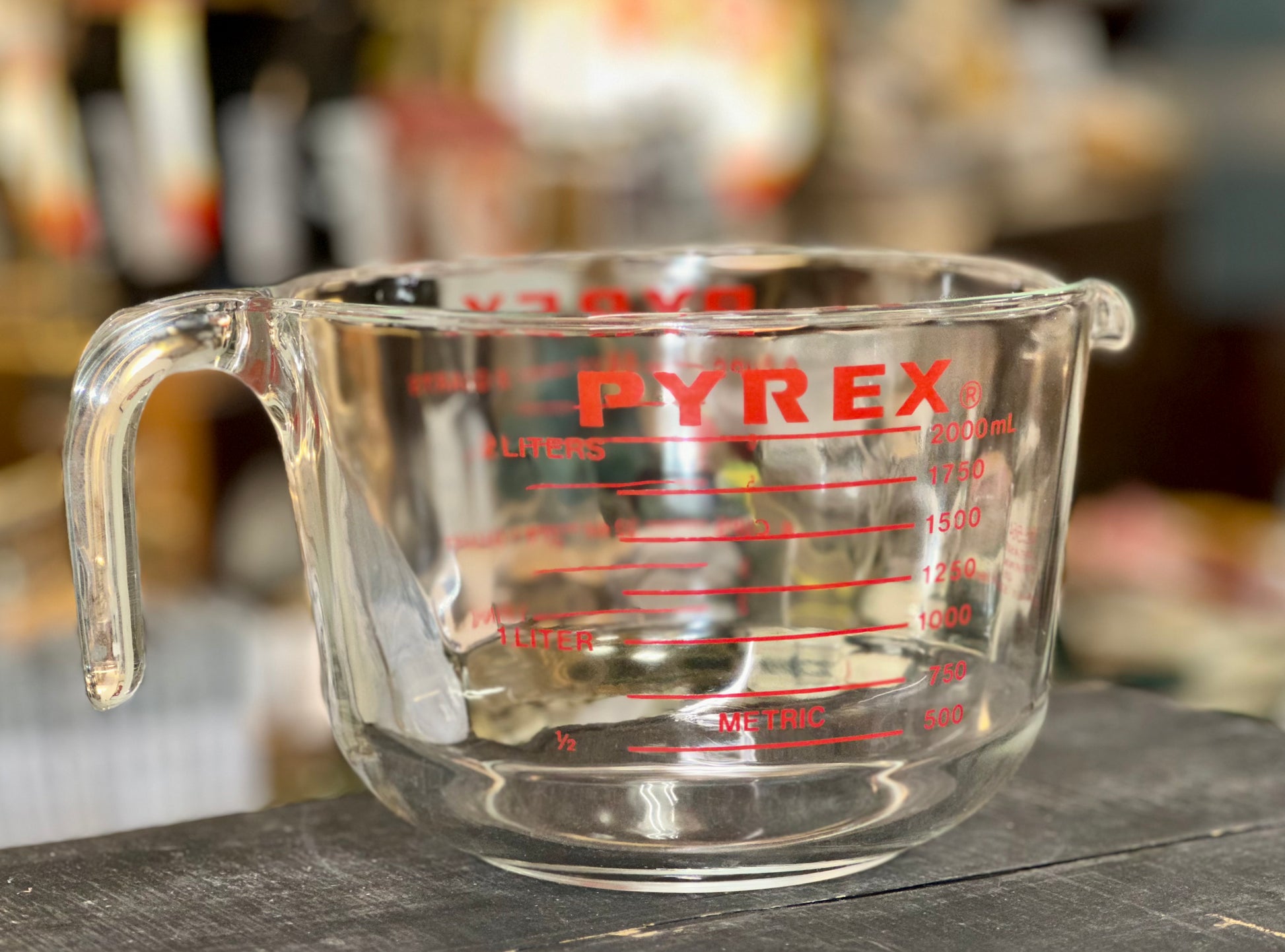 Pyrex 2-liter glass measuring cup with red measurement marking
