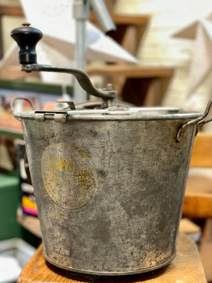 Early American kitchen bread maker